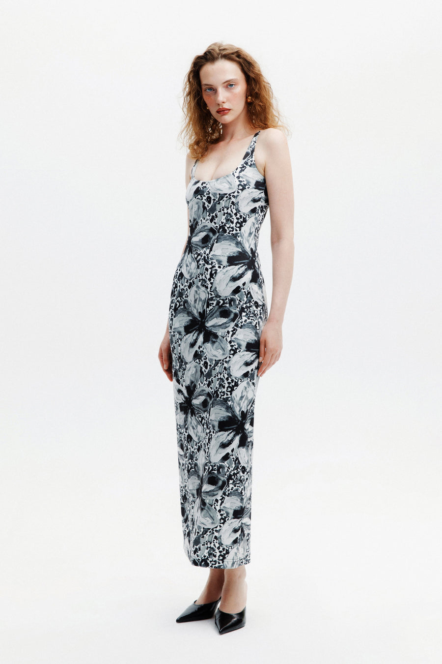 ALORA DRESS / BLACK AND WHITE FLORAL PATTERNED