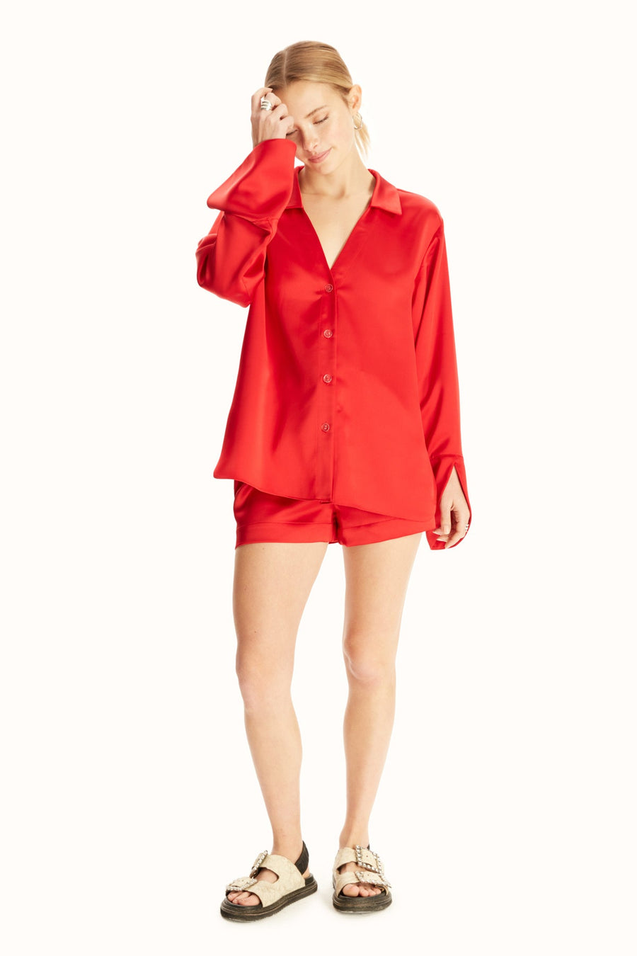 AURA SHORTS SET / RED