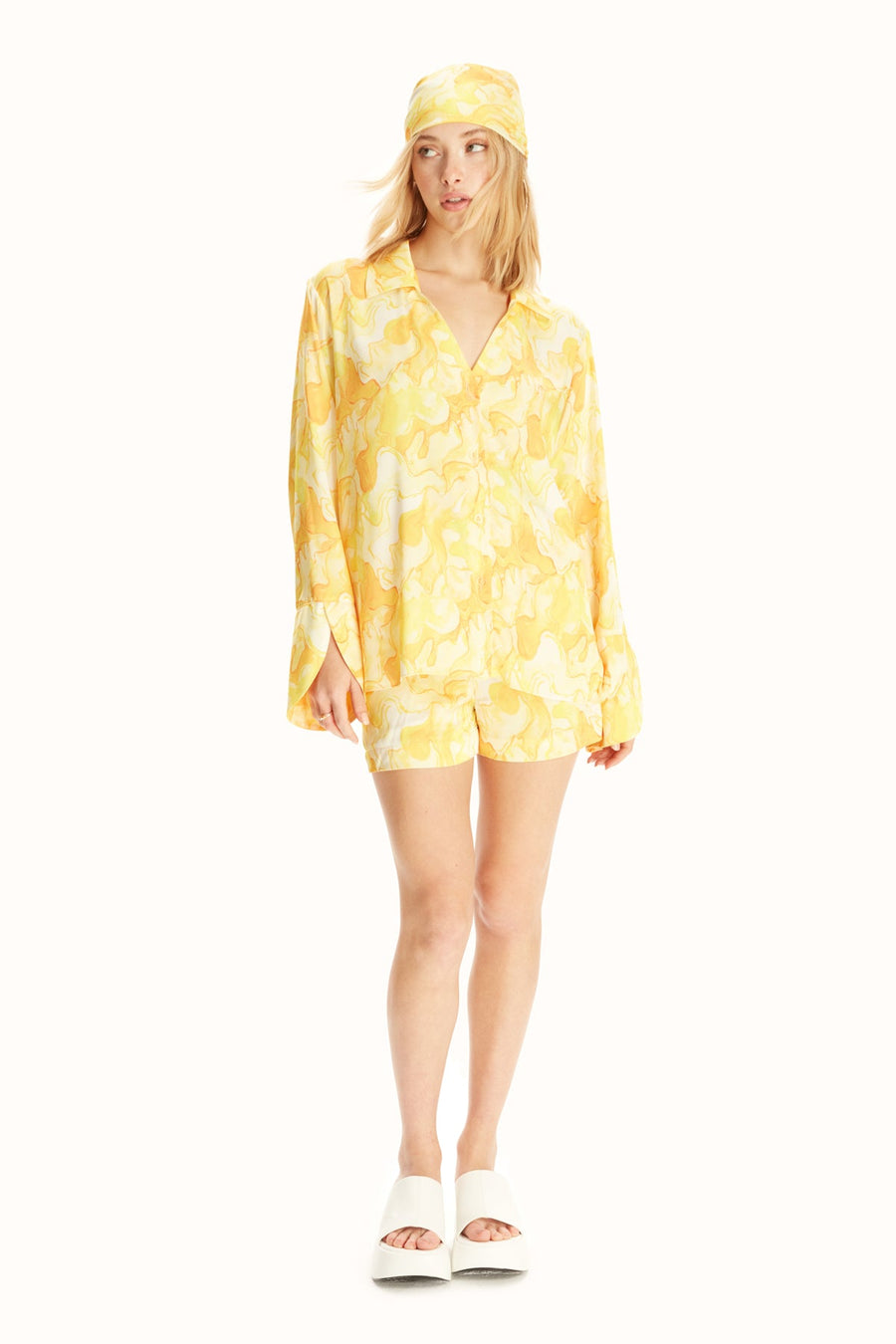 AURA SHORTS SET / YELLOW PATTERNED