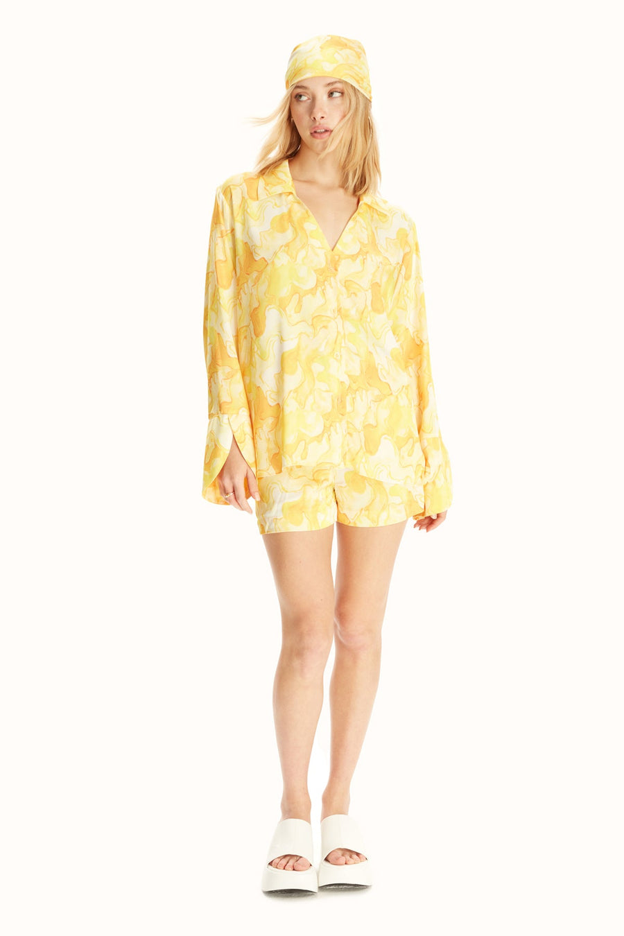 AURA SHORTS SET / YELLOW PATTERNED